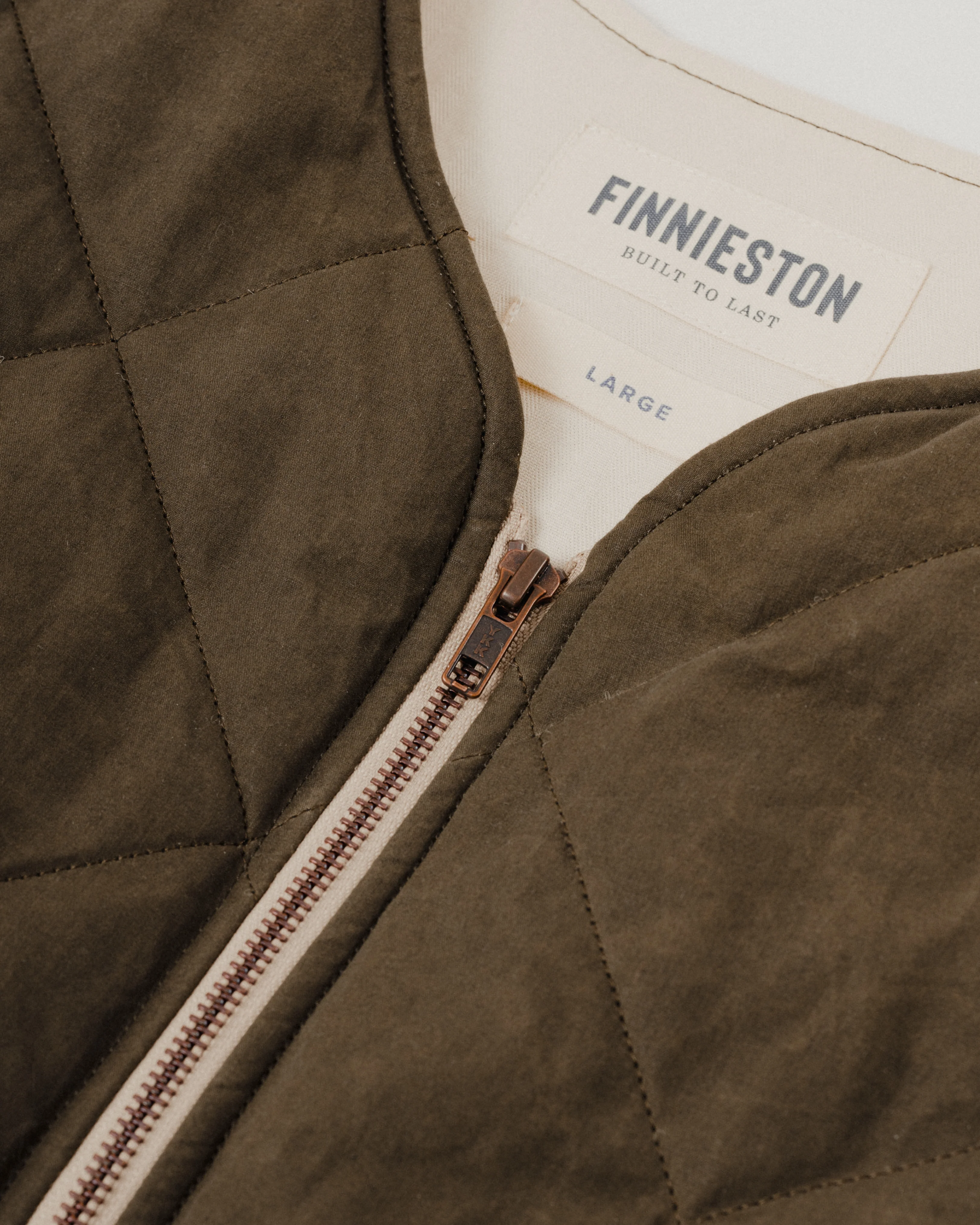 EAGLESHAM VEST - Image 4